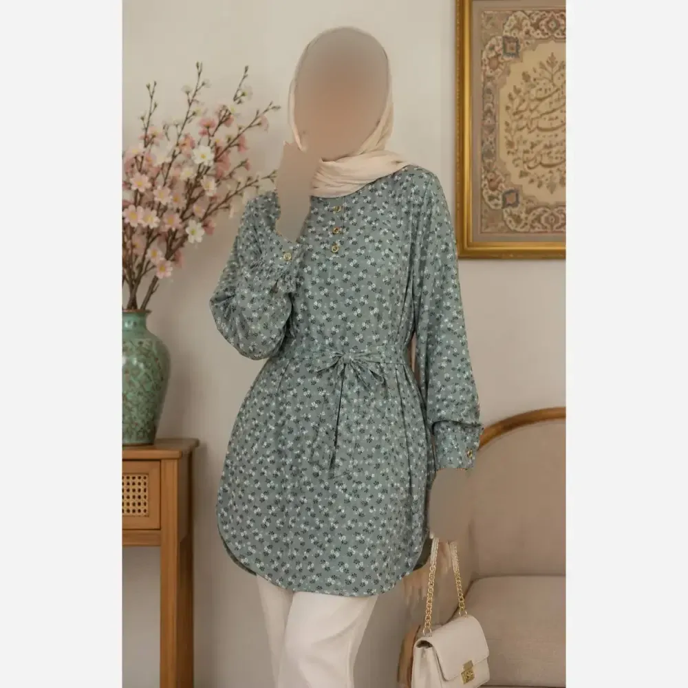شومیز مانتو یقه گرد جنس لاریس در رنگبندی متنوع