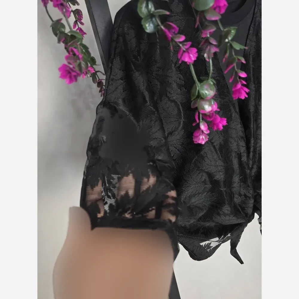 ست گره ای إلسا رویه تور دانتل و تیشرت ویسکوز فری سایز