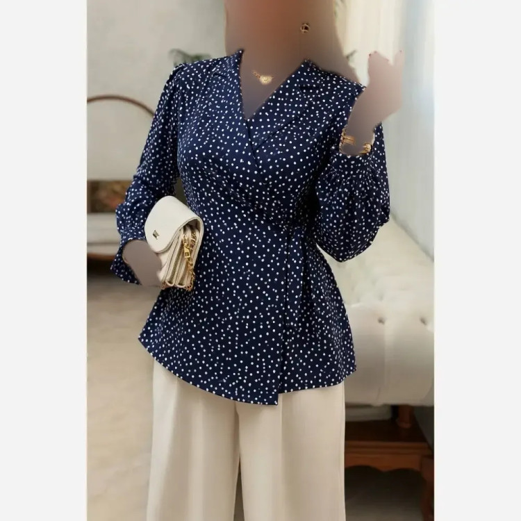 شومیز یقه انگلیسی زنانه کرپ بوگاتی طرح دار فری سایز