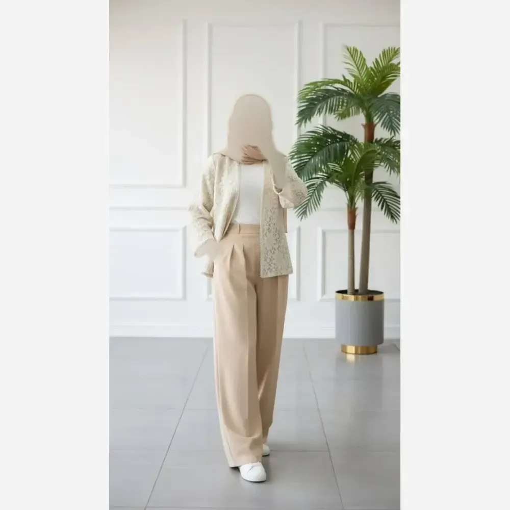 کت و شلوار زنانه مدل گندم جنس مازراتی و گیپور مشکی