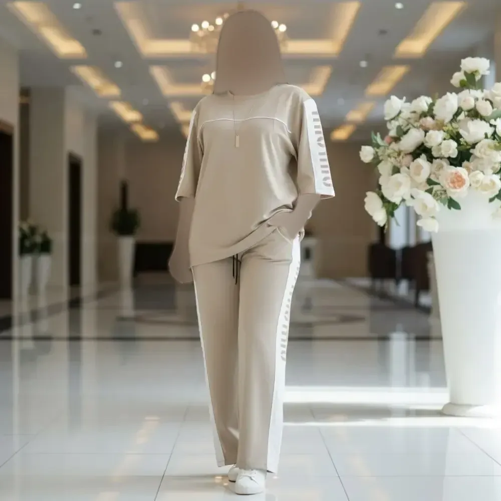 ست تیشرت شلوار گلکسی پنبه درجه یک فری سایز رنگ مشکی و یاسی