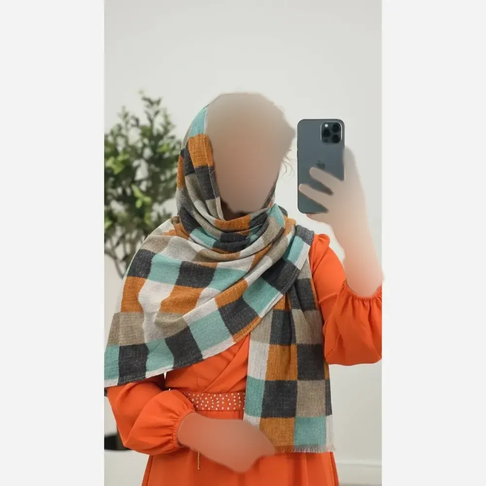 شال ماه تاج کریشه سافت برشکا ابعاد 195x58 فری سایز