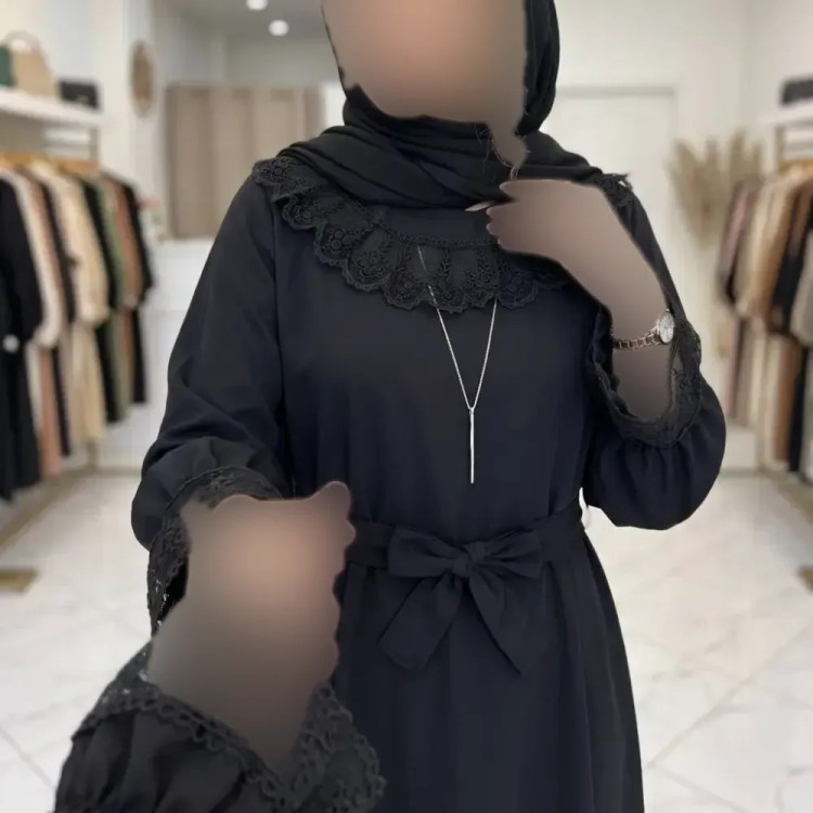 پیراهن عبایی محبوبه الیزه گیپور مشکی سفید مشکی فری سایز قد 130