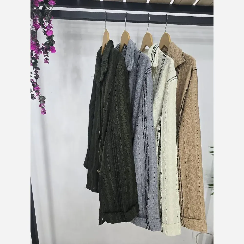 شومیز کرانه مراکشی طرح ابریشم فری سایز 36 تا 46 رنگبندی طوسی، سبز، نسکافه، شیری