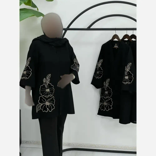 مانتو گلرخ مخمل شنل اعلا مشکی فری سایز گلدوزی شده