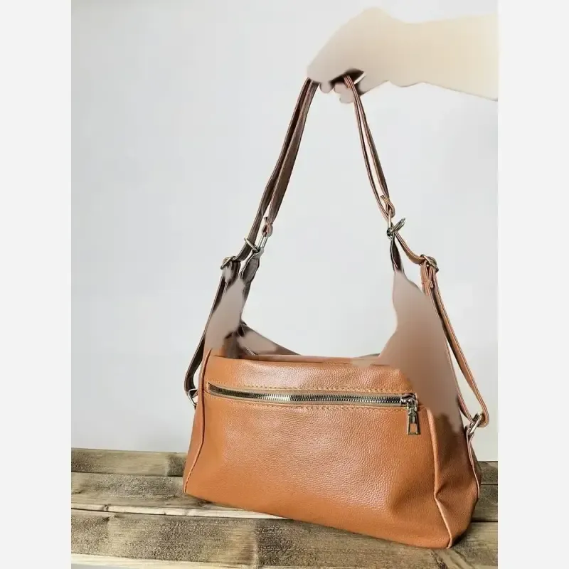 کیف زنانه وارداتی جنس شرانگ خارجی بند دوشی و قابل استفاده به عنوان کوله پشتی