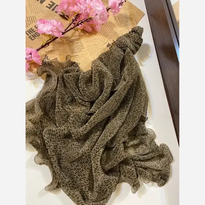 شال حریر شنی وارداتی حاشیه دالبر عروسکی سایز 185 در 80 سانتیمتر