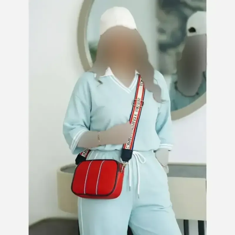 کیف اسپرت شیک و ترند TOMMY دو خط با بند پهن دوشی